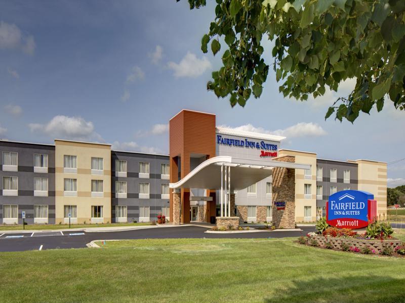 Fairfield Inn & Suites By Marriott Madison West/Middleton Exterior photo